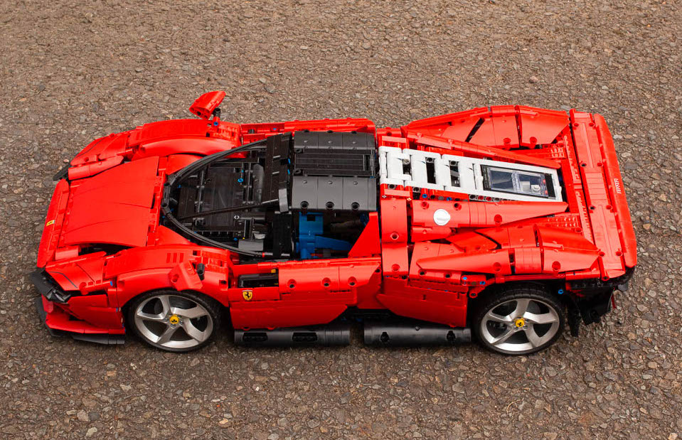 LEGO Technic 42143 Ferrari Daytona SP3 13