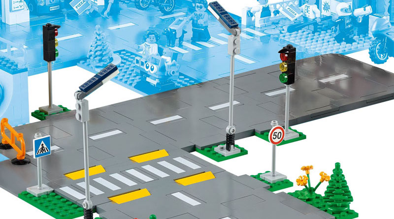 Closer look at LEGO CITY's brand new road plate system