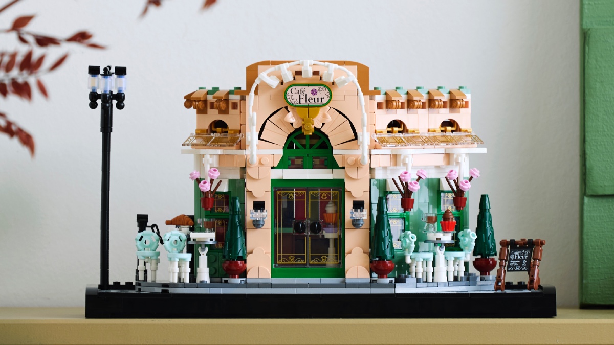 Is LEGO Icons 10362 French Café a good parts pack?