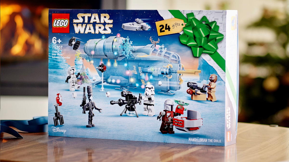 What’s behind the first door of 75307 LEGO Star Wars Advent Calendar?