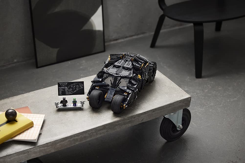 LEGO 76240 Batmobile Tumbler 12