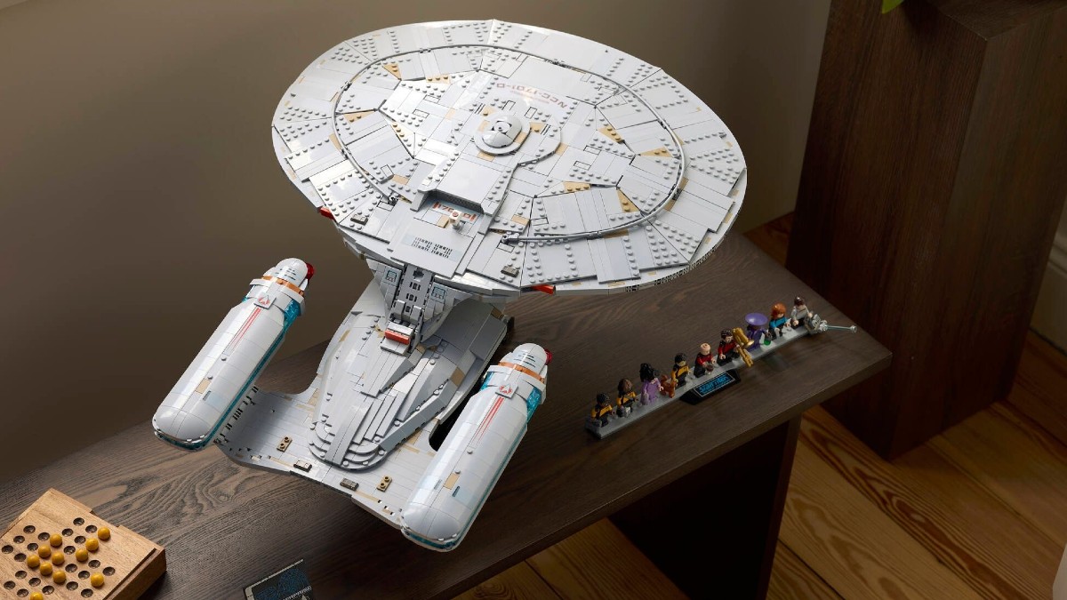 Three things to love about the LEGO Enterprise, even if you're not a Trekkie